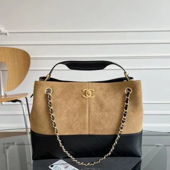 ✨✨Chanel Bags - Picture 2 of 7